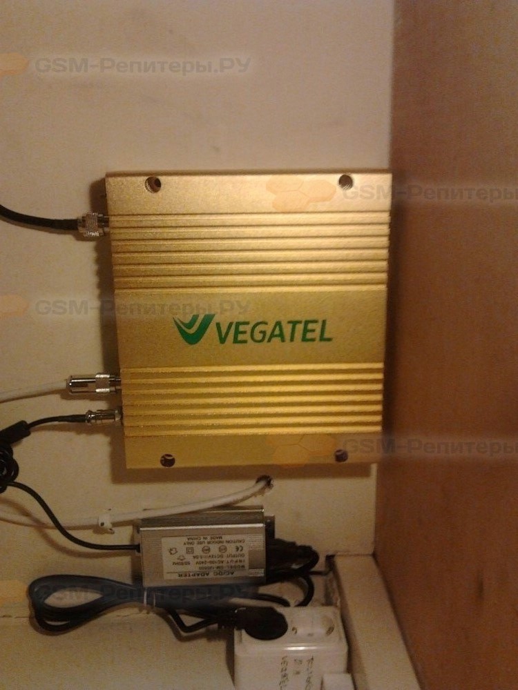 Репитер Vegatel VT3-3G
